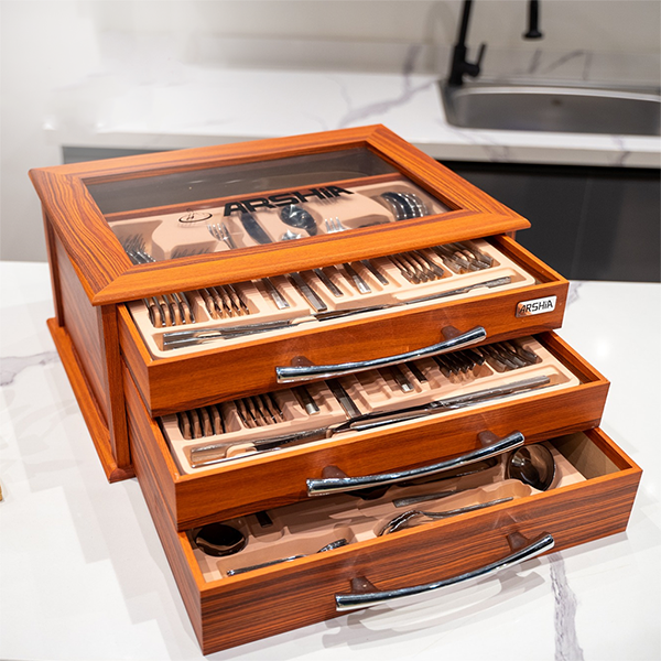 Arshia طقم الماني 86 قطعة استانلس 18/10 في بوكس خشب فاخر