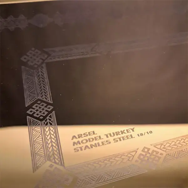 طقم صواني أرسيل ستانلس ستيل تركي 18/10 – مقاسات 40 و45 سم، ذهبي وفضي