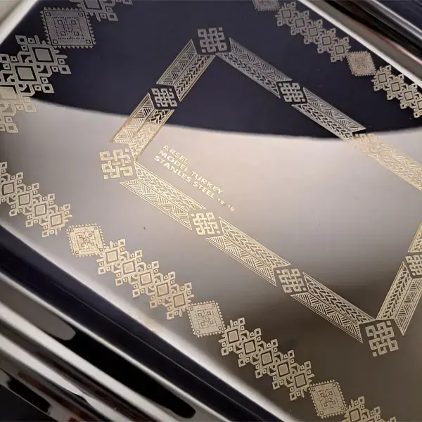 طقم صواني أرسيل ستانلس ستيل تركي 18/10 – مقاسات 40 و45 سم، ذهبي وفضي